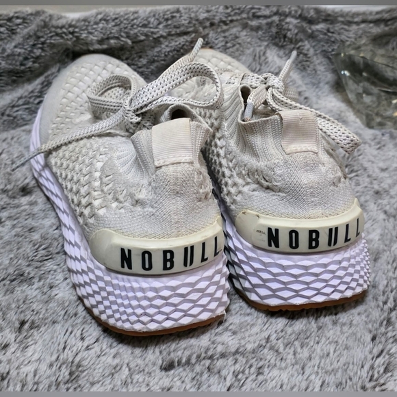 Sz 8 • NOBULL Women's Shoes - Picture 2 of 4